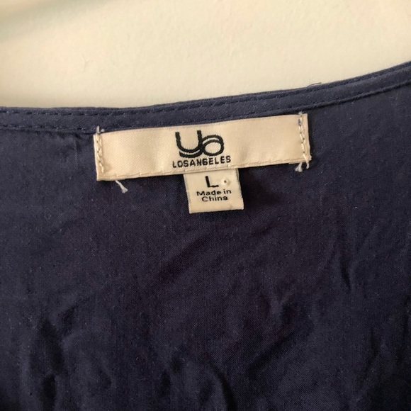 Rose embroidered navy ruffle shirt - Picture 3 of 7